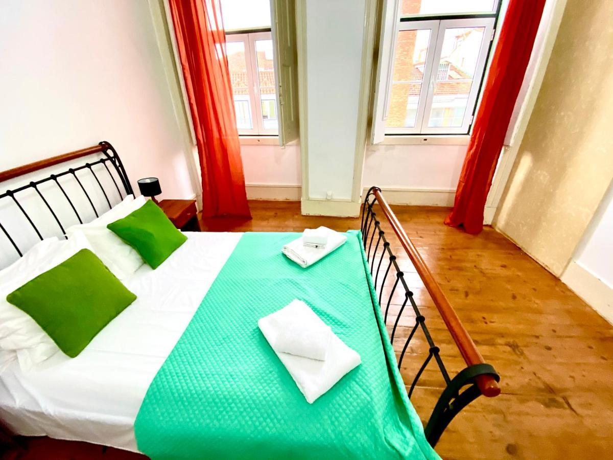 Artdeco Chiado 4 - Large Comfortable Double Room With Shared Bathroom Lissabon Exterior foto